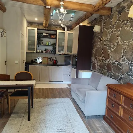 Stable House With Balcony And Terrace Appartement *